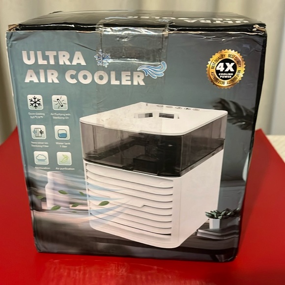 Ultra Air Cooler in White and Black - Picture 1 of 4
